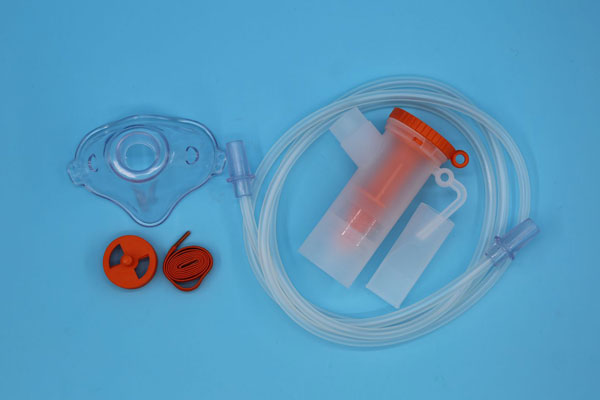 What are some important considerations when choosing a nebulizer mask supplier?