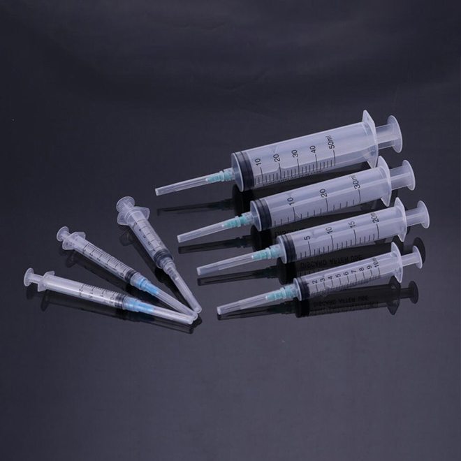 Disposable Luer Slip Syringe with Needle