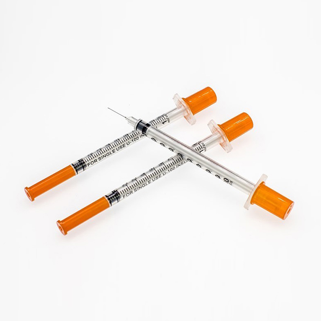 Disposable insulin syringe 1ml