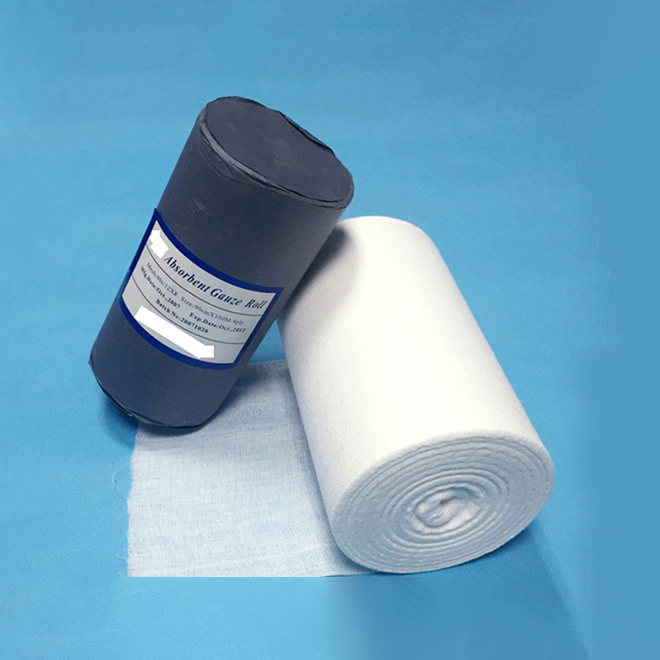 Medical absorbent gauze roll
